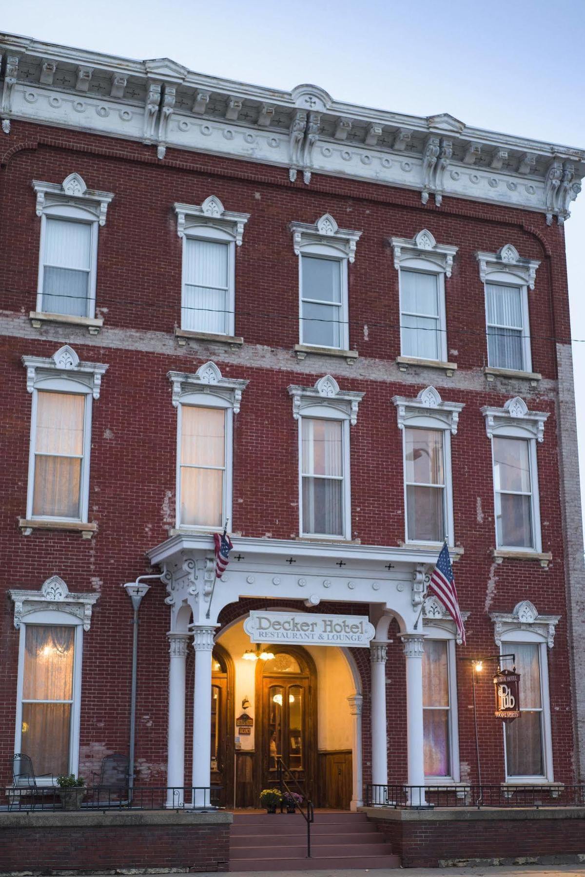 Decker Hotel & Bar Maquoketa Exterior foto